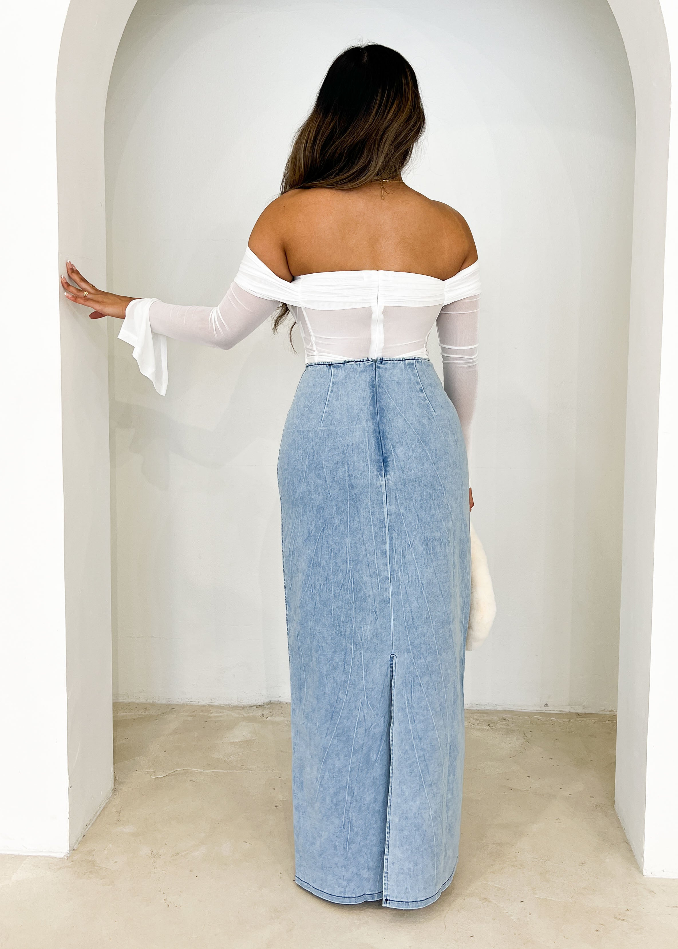 Finley Off Shoulder Crop - Off White