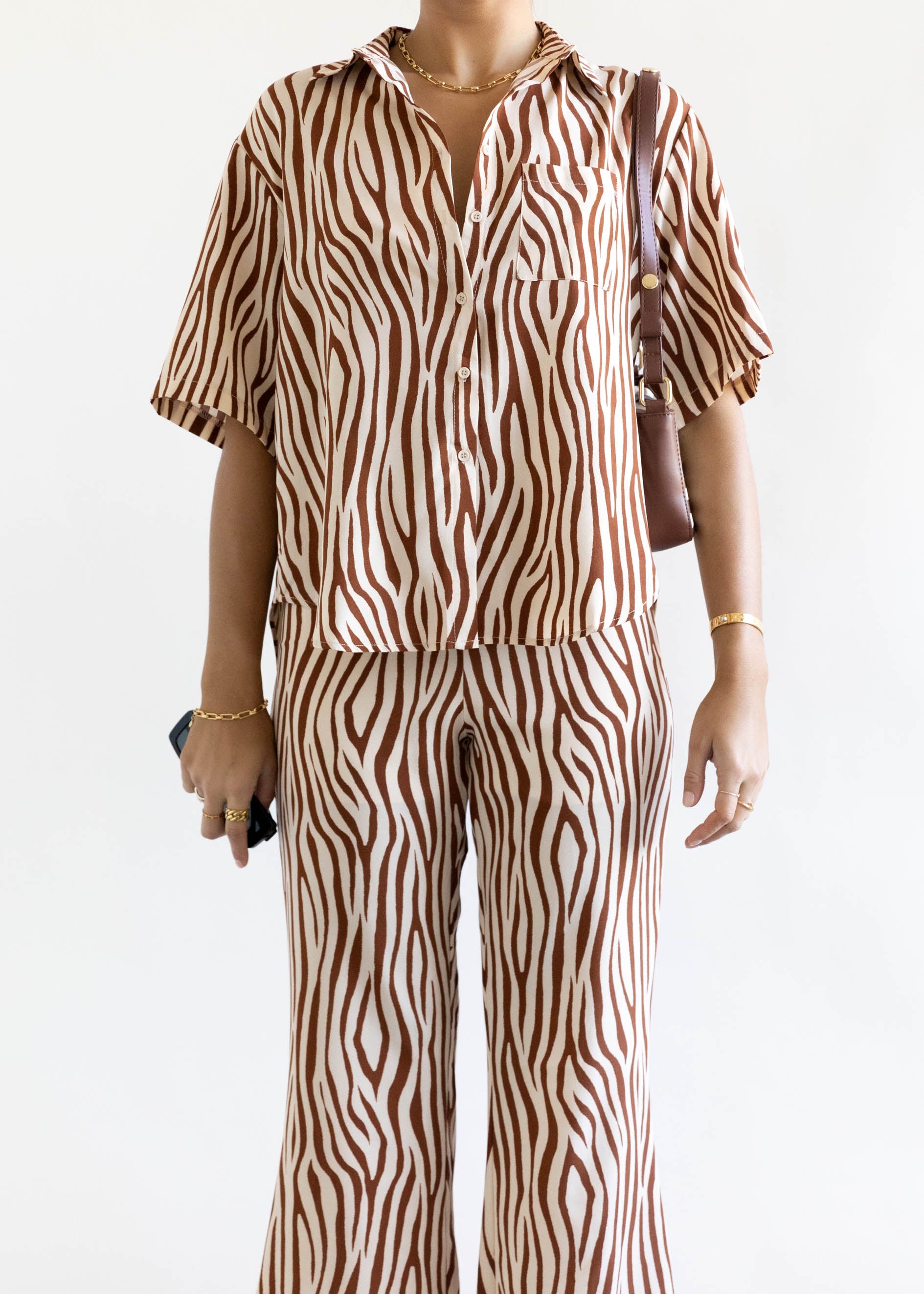 Kyaah Shirt - Brown Zebra